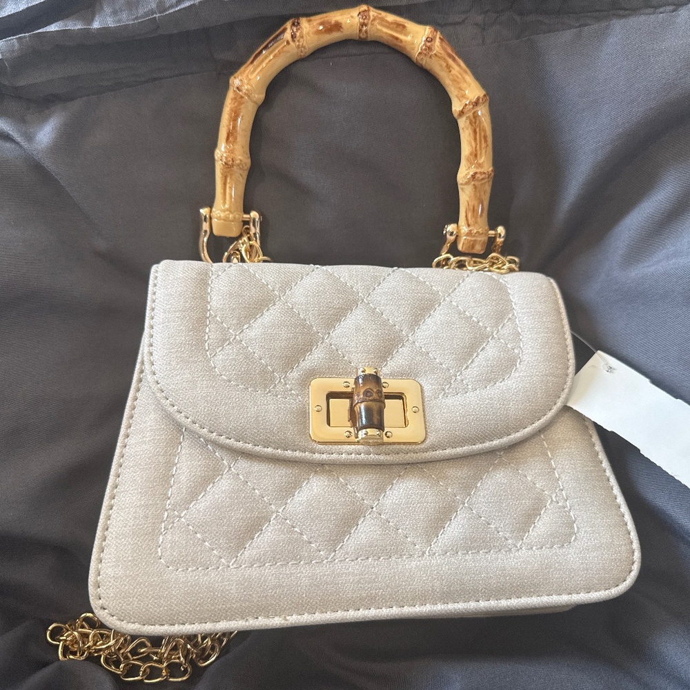 Fashion Nova New with Tags Quilted Leaving Tonight Beige Satchel , crossbody